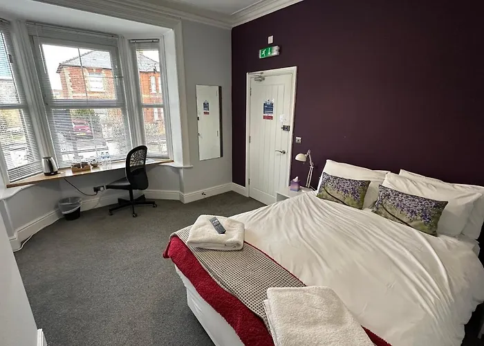 Arlan House, Central Basingstoke Hotel